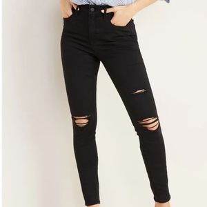 NEW Old Navy High-Waisted Distressed Black Jeans, size 8 regular